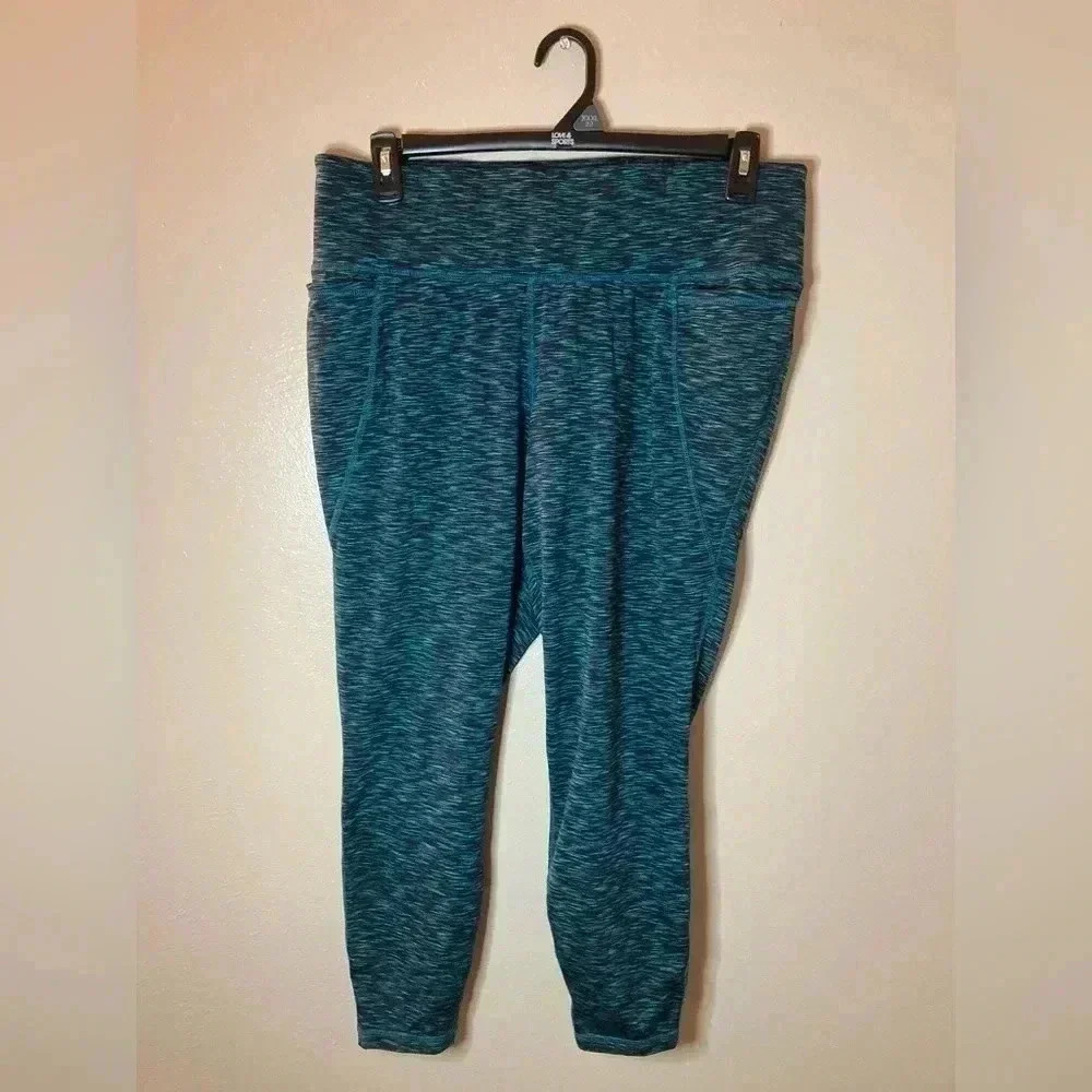 Livi‎ leggings